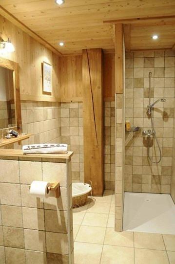 La Ferme D Emilienne Bed & Breakfast ซาล็องช์ ห้อง รูปภาพ
