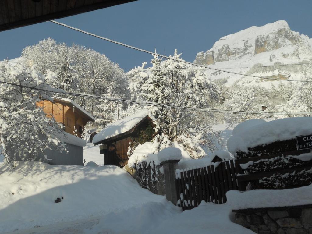 La Ferme D Emilienne Bed & Breakfast ซาล็องช์ ภายนอก รูปภาพ